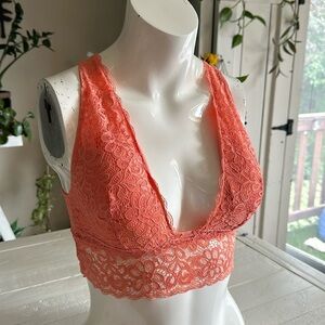 🍄Joe Fresh orange lace bralette size Med